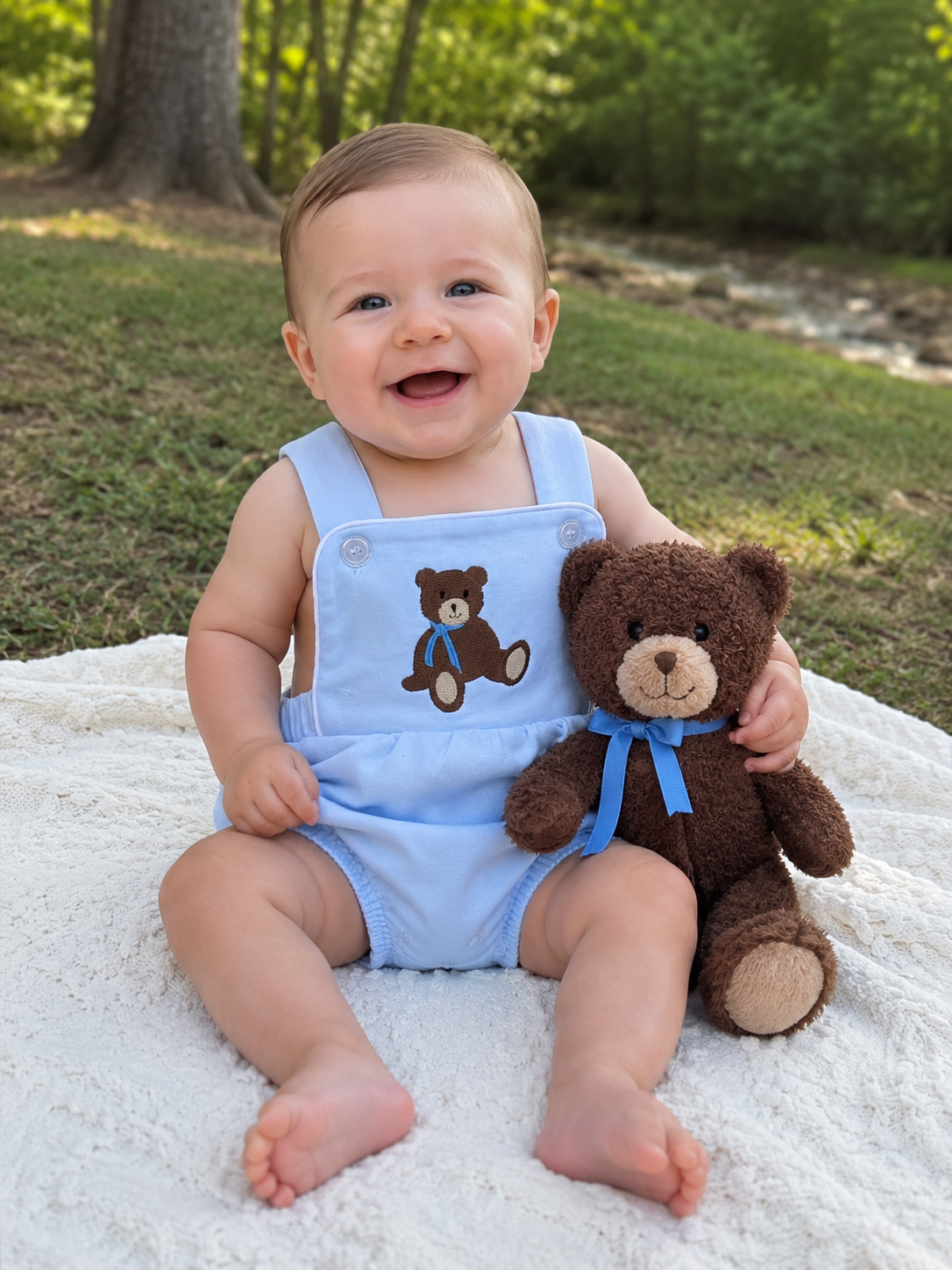 What Makes an Embroidered Baby Outfit So Special?